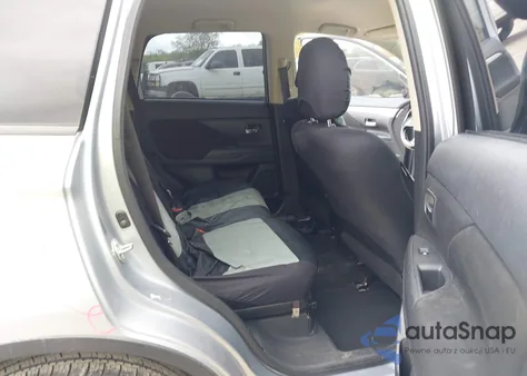 2016 Mitsubishi Outlander Se из США, поврежденный, VIN JA4AD3A34GZ016561